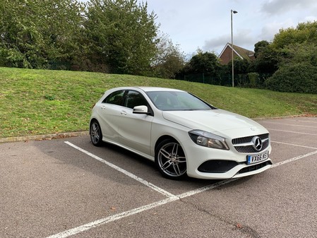 MERCEDES-BENZ A CLASS A180d Start-Stop AMG Line