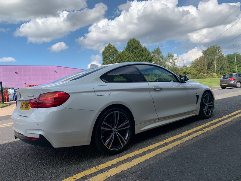 BMW 4 SERIES