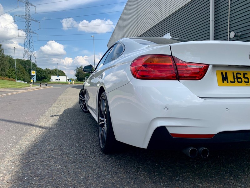 BMW 4 SERIES