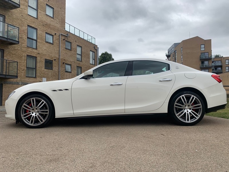 MASERATI GHIBLI