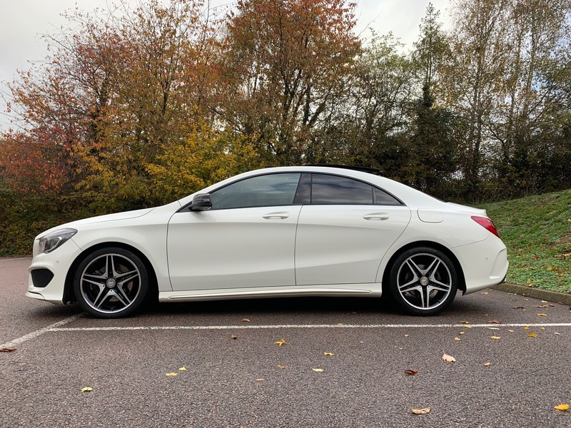 MERCEDES-BENZ CLA