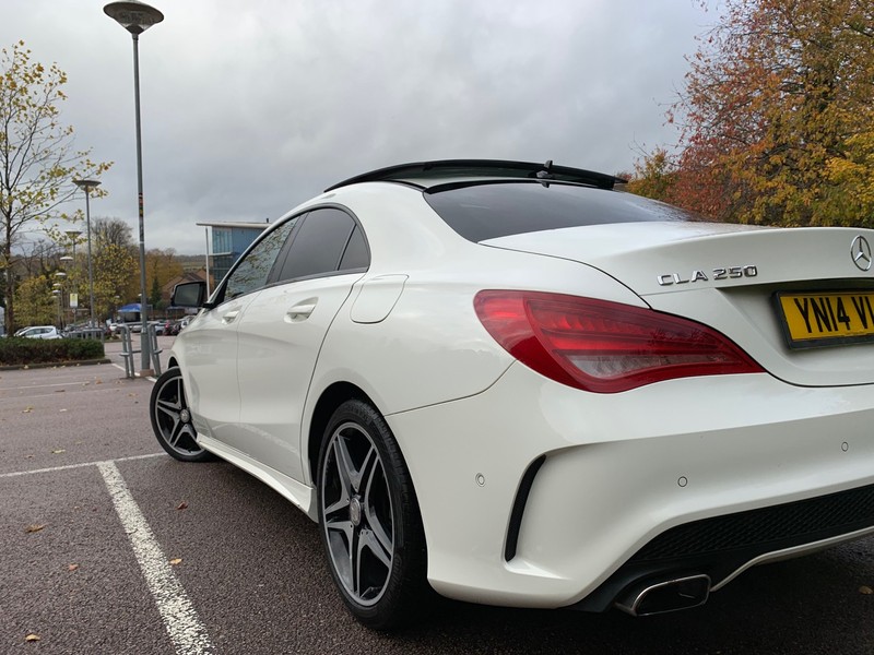 MERCEDES-BENZ CLA