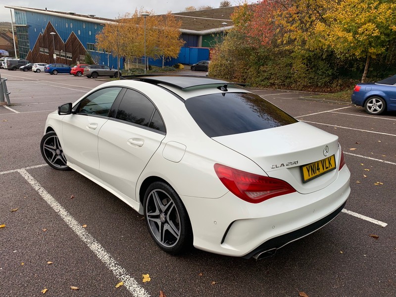 MERCEDES-BENZ CLA