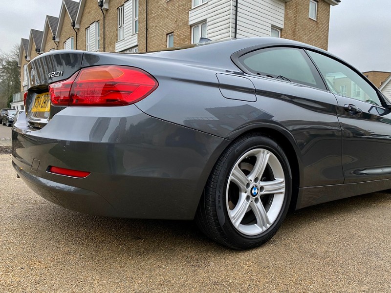 BMW 4 SERIES