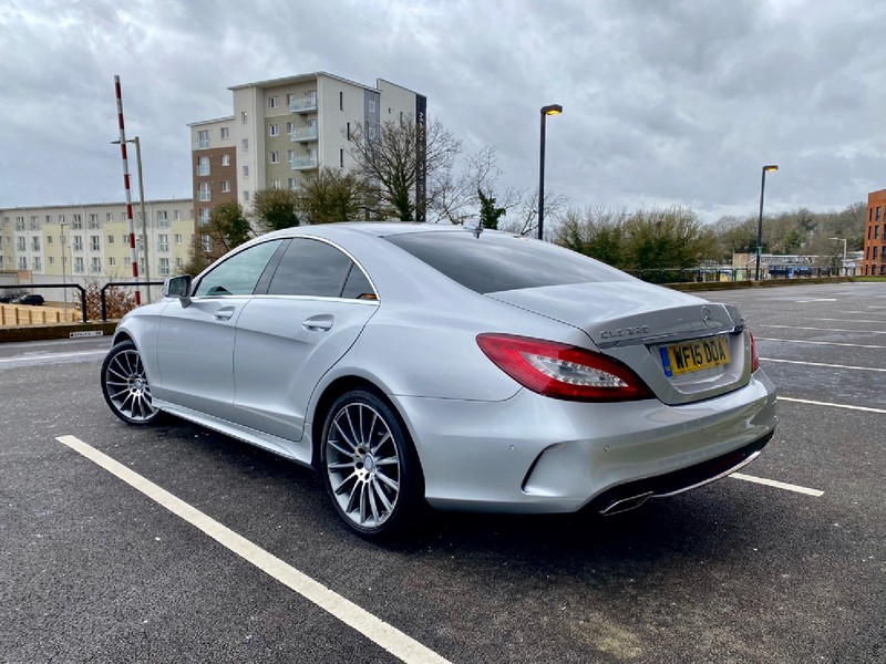 MERCEDES-BENZ CLS