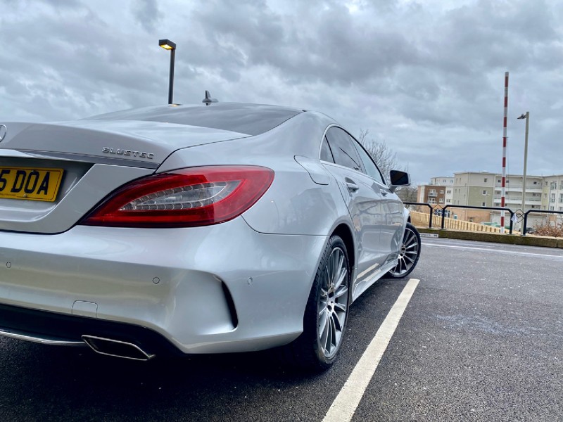 MERCEDES-BENZ CLS