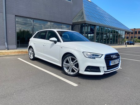 AUDI A3 TDi 150 Start-Stop S Line