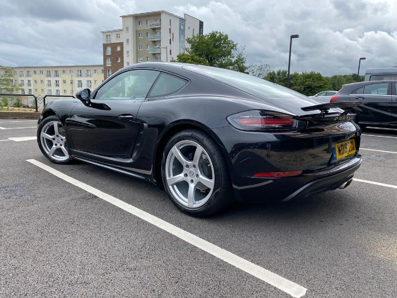 PORSCHE CAYMAN