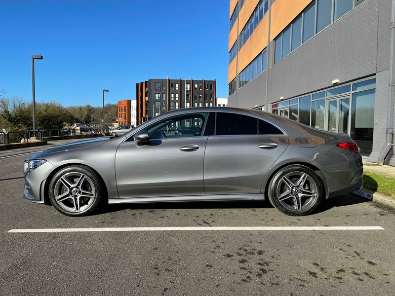 MERCEDES-BENZ CLA