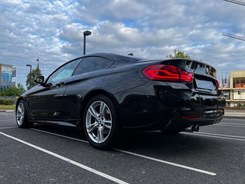 BMW 4 SERIES