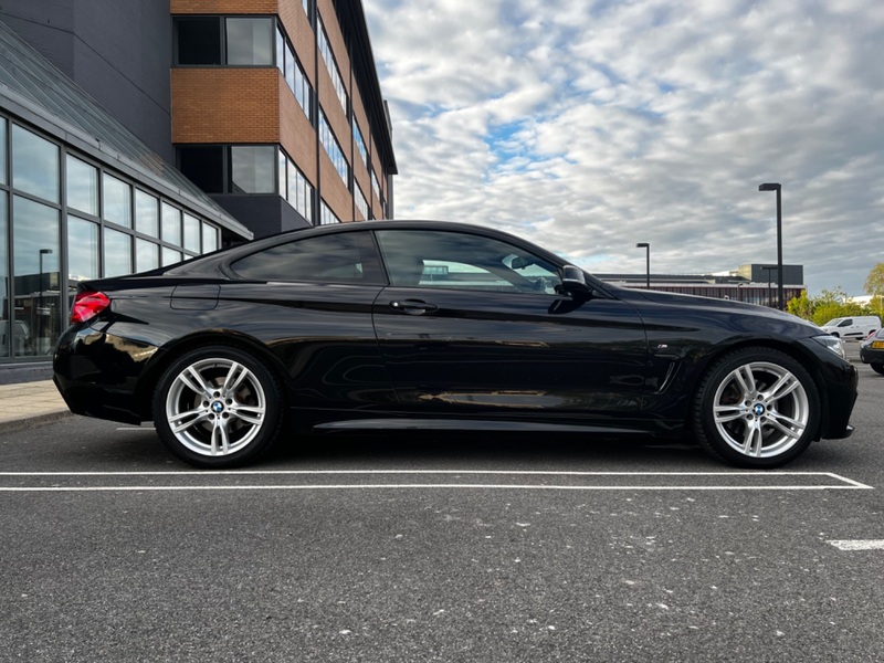 BMW 4 SERIES