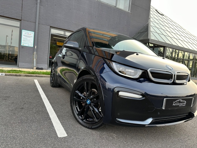 BMW I3