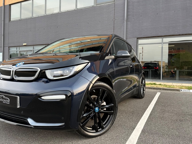 BMW I3