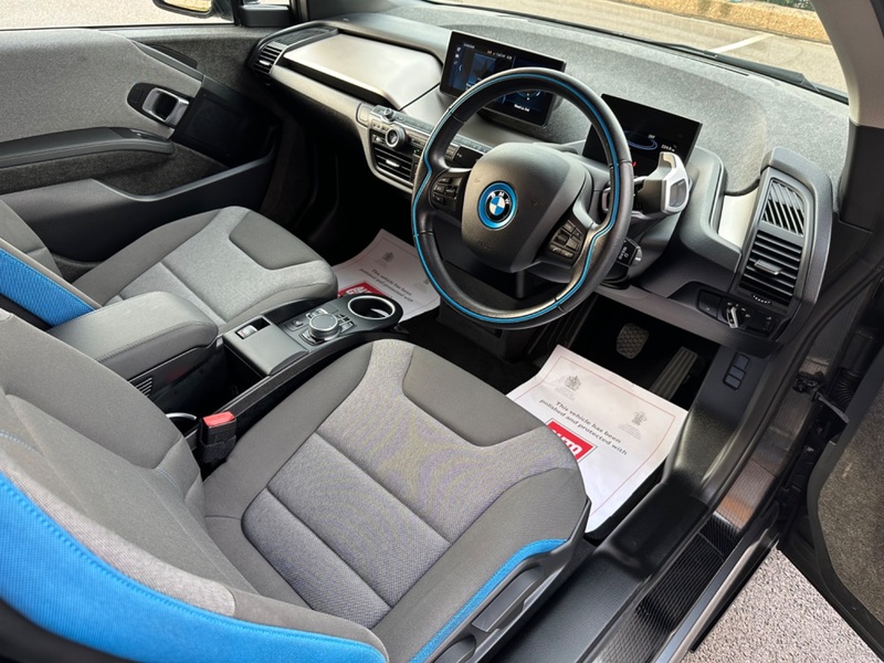 BMW I3