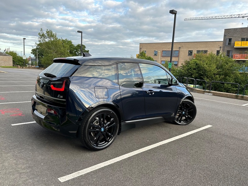 BMW I3