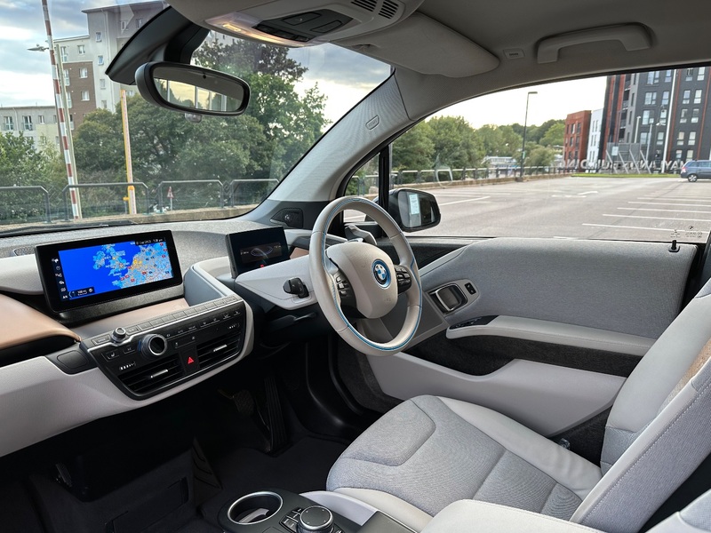 BMW I3