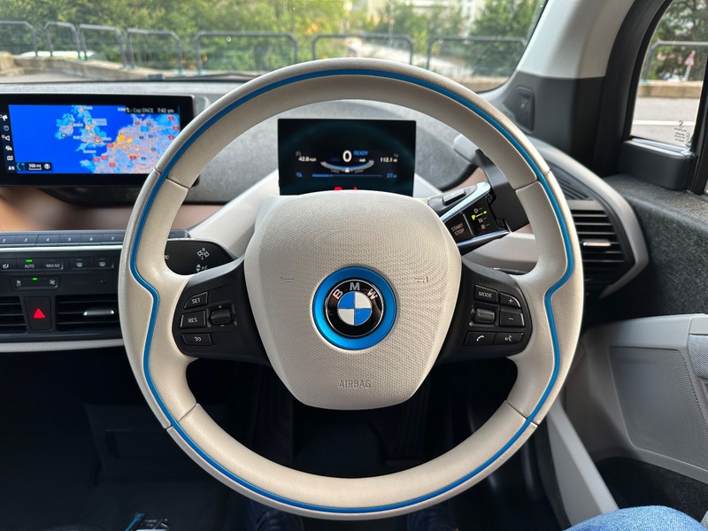 BMW I3