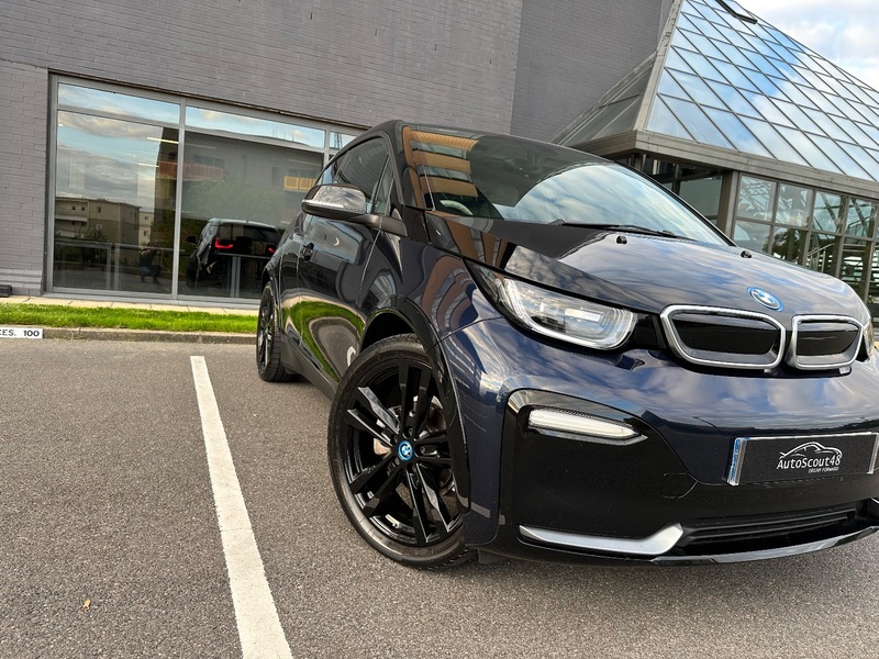 BMW I3