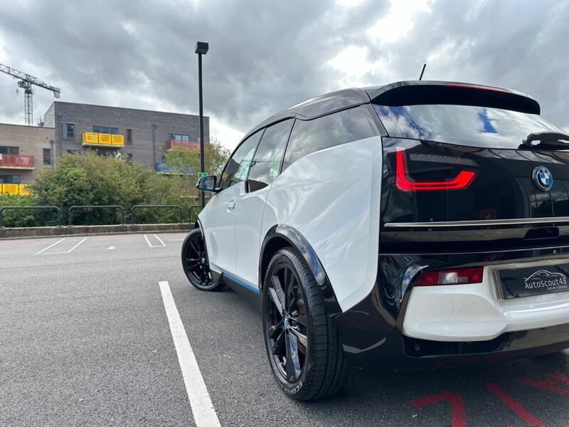 BMW I3