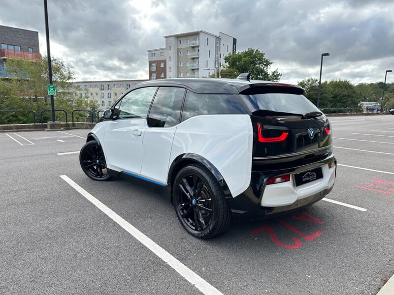 BMW I3