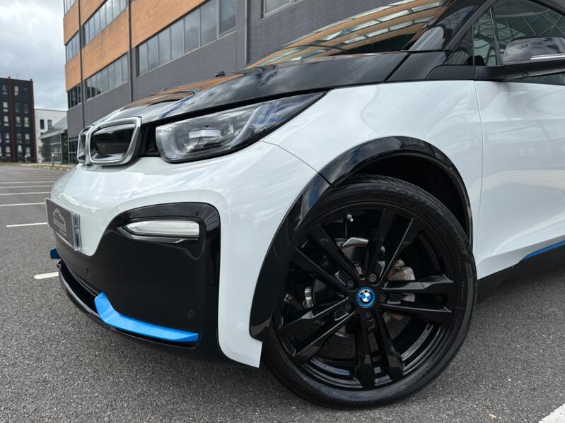 BMW I3