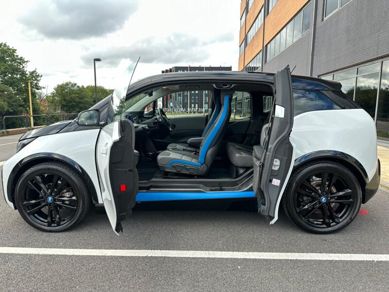 BMW I3